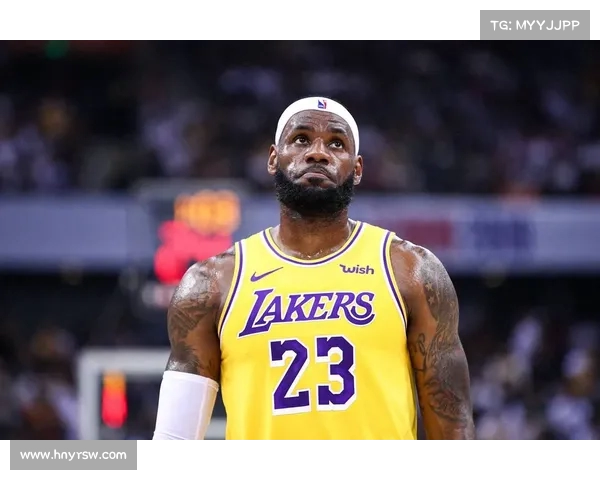 NBA超级巨星：探寻勒布朗詹姆斯与库里背后的成长历程与竞技传奇