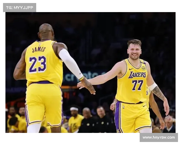 NBA巅峰对决勇士大战湖人谁能主宰西部季后赛的未来走势